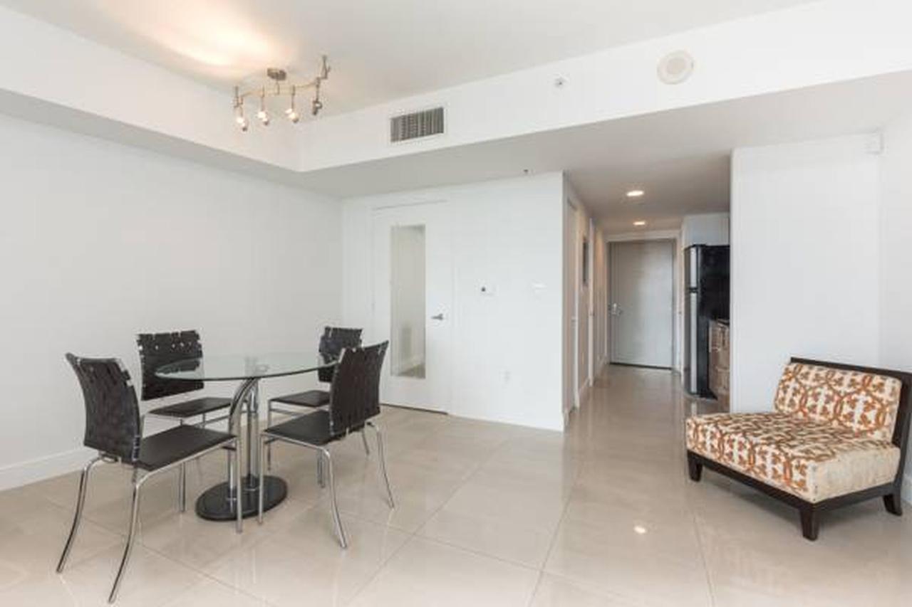 Opera Tower Apartment Miami Exterior photo