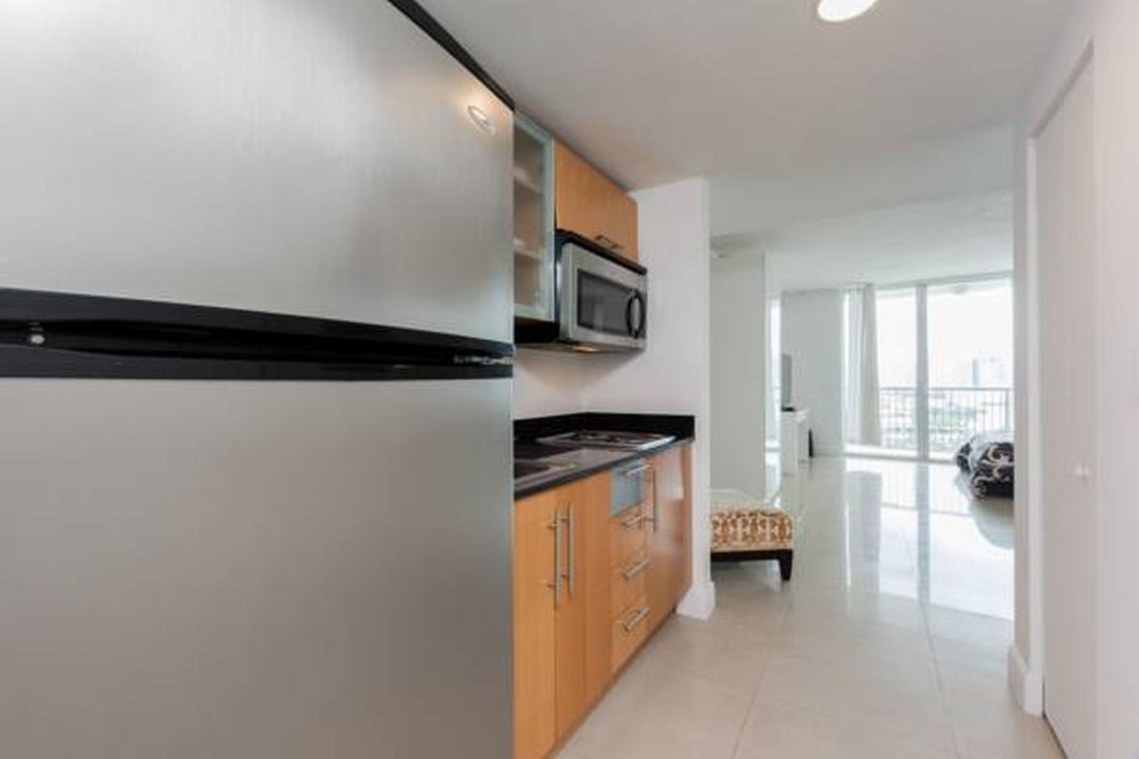 Opera Tower Apartment Miami Exterior photo